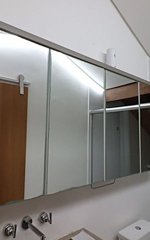 Casa para alugar com 185m², 3 quartos e 3 vagasBanheiro da Suíte do sótão