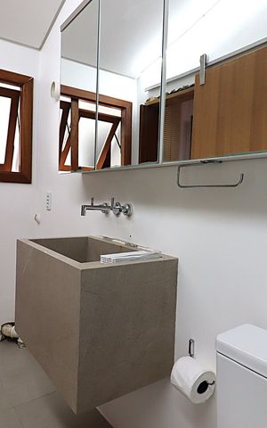 Casa para alugar com 185m², 3 quartos e 3 vagasBanheiro da Suíte do sótão