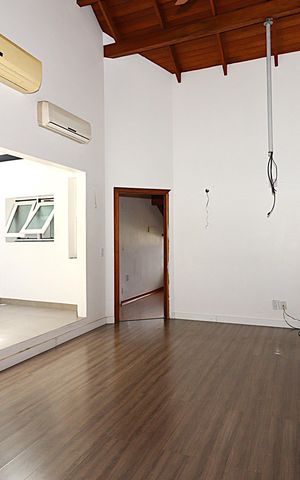 Casa para alugar com 185m², 3 quartos e 3 vagasSala do sótão