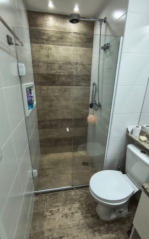 Apartamento à venda com 72m², 2 quartos e 1 vaga Apartamento à venda com 72m², 2 quartos e 1 vagaBanheiro