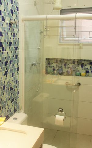Casa para alugar com 120m², 2 quartos e 2 vagasBanheiro da Suíte 1