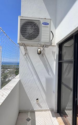 Apartamento à venda com 70m², 2 quartos e 2 vagas Apartamento à venda com 70m², 2 quartos e 2 vagasVaranda