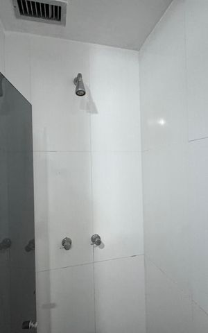 Apartamento à venda com 70m², 2 quartos e 2 vagas Apartamento à venda com 70m², 2 quartos e 2 vagasBanheiro Social