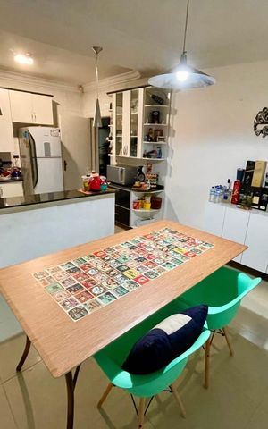 Casa à venda com 224m², 4 quartos e 2 vagas
