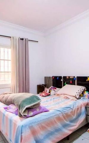 Casa à venda com 224m², 4 quartos e 2 vagas
