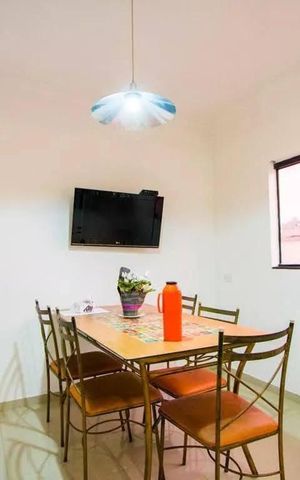 Casa à venda com 224m², 4 quartos e 2 vagas