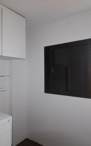 Apartamento para alugar com 200m², 4 quartos e 2 vagasÁrea de Serviço - Quarto