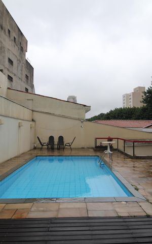 Apartamento para alugar com 200m², 4 quartos e 2 vagasÁrea Comum