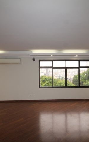 Apartamento para alugar com 200m², 4 quartos e 2 vagasSala