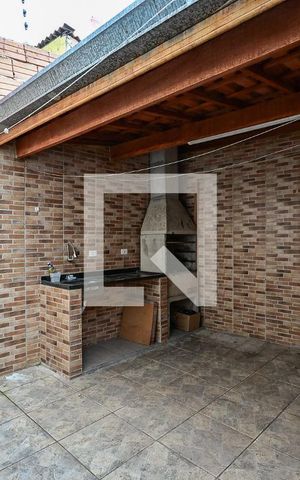 Casa à venda com 130m², 3 quartos e 2 vagas Casa à venda com 130m², 3 quartos e 2 vagasÁrea externa