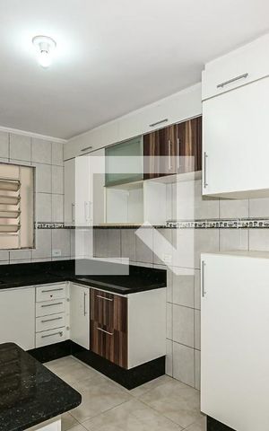 Casa à venda com 130m², 3 quartos e 2 vagas Casa à venda com 130m², 3 quartos e 2 vagasCozinha