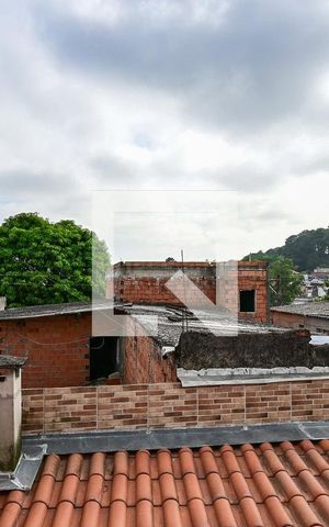 Casa à venda com 130m², 3 quartos e 2 vagas Casa à venda com 130m², 3 quartos e 2 vagasVista do quarto
