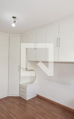 Casa à venda com 130m², 3 quartos e 2 vagas Casa à venda com 130m², 3 quartos e 2 vagasQuarto