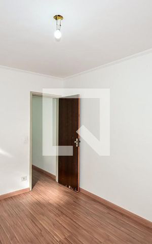 Casa à venda com 130m², 3 quartos e 2 vagas Casa à venda com 130m², 3 quartos e 2 vagasQuarto