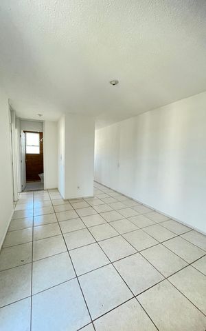 Apartamento à venda com 43m², 2 quartos e 1 vaga Apartamento à venda com 43m², 2 quartos e 1 vagaSala