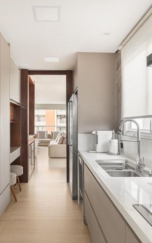 Apartamento à venda com 155m², 2 quartos e 3 vagas Apartamento à venda com 155m², 2 quartos e 3 vagasCozinha