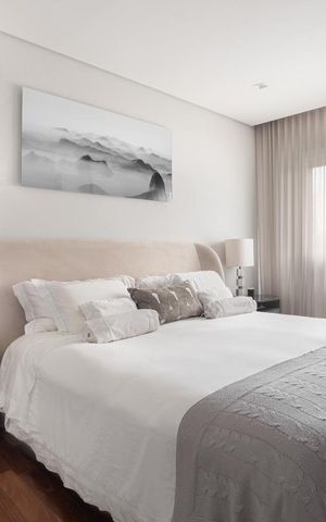 Apartamento à venda com 155m², 2 quartos e 3 vagas Apartamento à venda com 155m², 2 quartos e 3 vagasSuíte