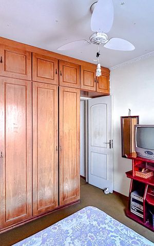 Casa à venda com 240m², 4 quartos e 2 vagasQuarto 2