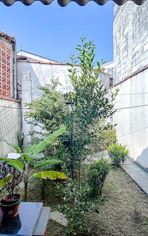 Casa à venda com 240m², 4 quartos e 2 vagasÁrea externa