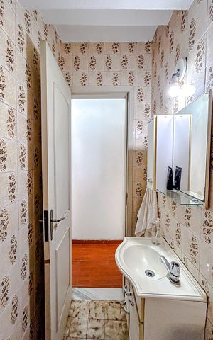 Casa à venda com 240m², 4 quartos e 2 vagasLavabo