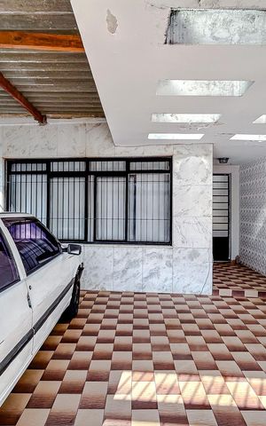Casa à venda com 240m², 4 quartos e 2 vagasGaragem