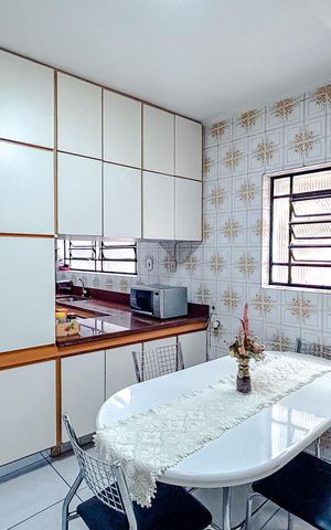 Casa à venda com 240m², 4 quartos e 2 vagasSala de Jantar