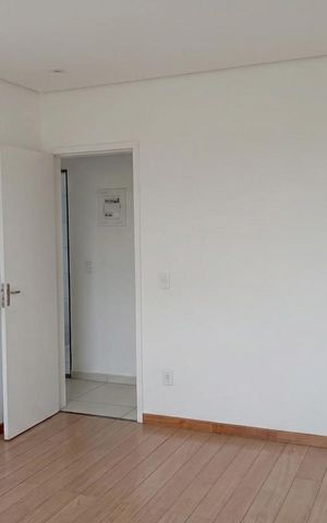 Apartamento à venda com 84m², 2 quartos e sem vaga Apartamento à venda com 84m², 2 quartos e sem vagaSala