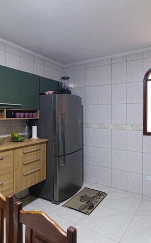 Casa para alugar com 225m², 3 quartos e 2 vagas Casa para alugar com 225m², 3 quartos e 2 vagasCozinha