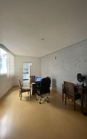 Apartamento à venda com 100m², 3 quartos e sem vaga Apartamento à venda com 100m², 3 quartos e sem vagaSala
