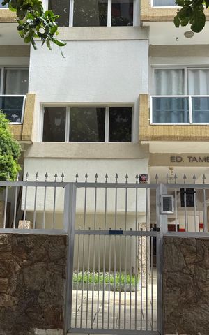 Apartamento para alugar com 80m², 2 quartos e 1 vaga Apartamento para alugar com 80m², 2 quartos e 1 vagaFachada