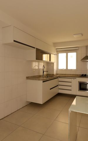 Apartamento para alugar com 128m², 3 quartos e 2 vagasCozinha