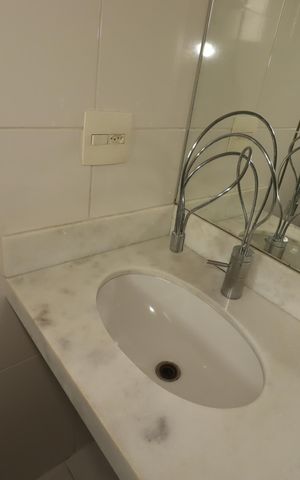 Apartamento para alugar com 128m², 3 quartos e 2 vagasBanheiro da Suíte 3 - Pia
