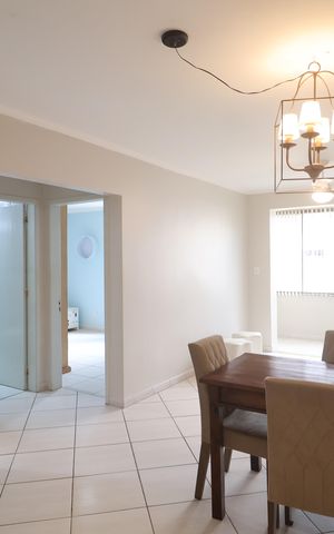 Apartamento para alugar com 82m², 2 quartos e 1 vagaSala