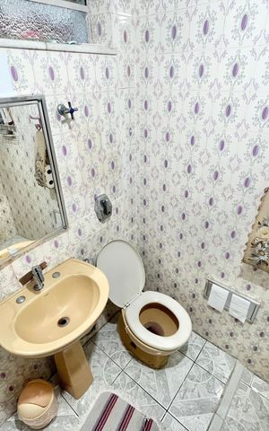 Apartamento à venda com 66m², 2 quartos e sem vaga Apartamento à venda com 66m², 2 quartos e sem vagaBanheiro
