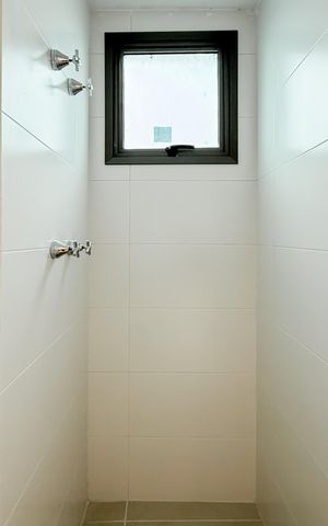 Apartamento à venda com 59m², 3 quartos e 1 vaga Apartamento à venda com 59m², 3 quartos e 1 vagaBanheiro da Suíte