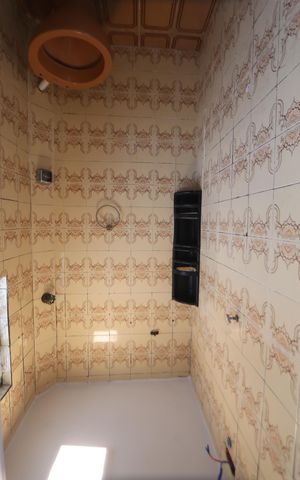 Casa à venda com 180m², 1 quarto e 1 vagaBanheiro