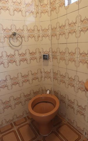 Casa à venda com 180m², 1 quarto e 1 vagaBanheiro