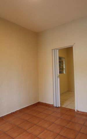 Casa à venda com 180m², 1 quarto e 1 vagaQuarto