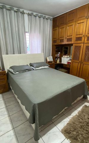 Casa à venda com 140m², 3 quartos e 2 vagas