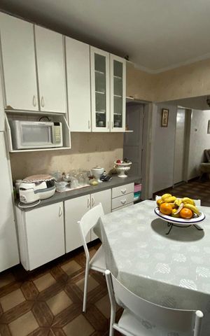 Casa à venda com 140m², 3 quartos e 2 vagas