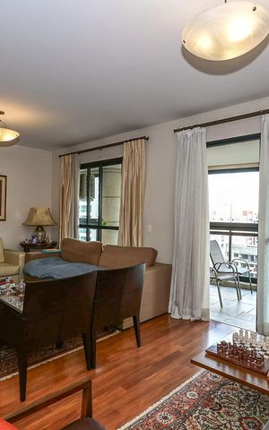 Apartamento à venda com 195m², 4 quartos e 4 vagasSala