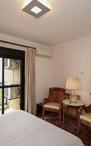 Apartamento à venda com 195m², 4 quartos e 4 vagasSuíte 2