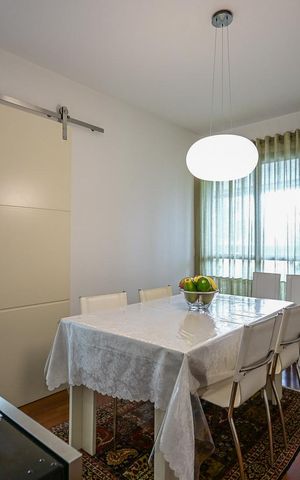 Apartamento à venda com 195m², 4 quartos e 4 vagasSala de Almoço