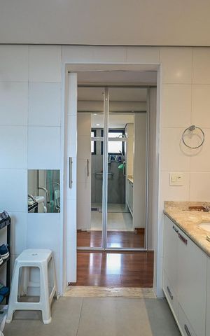 Apartamento à venda com 195m², 4 quartos e 4 vagasBanheiro Suíte 2