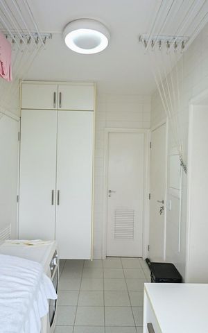 Apartamento à venda com 195m², 4 quartos e 4 vagasÁrea de Serviço 