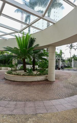 Apartamento à venda com 195m², 4 quartos e 4 vagasEntrada