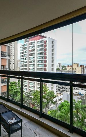 Apartamento à venda com 195m², 4 quartos e 4 vagasVaranda 1