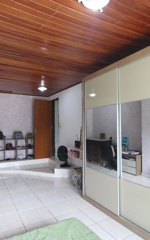 Casa à venda com 160m², 5 quartos e 3 vagasQuarto 1