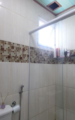 Casa à venda com 160m², 5 quartos e 3 vagasBanheiro social 1