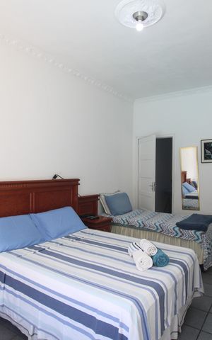Casa à venda com 160m², 5 quartos e 3 vagasSuíte 1